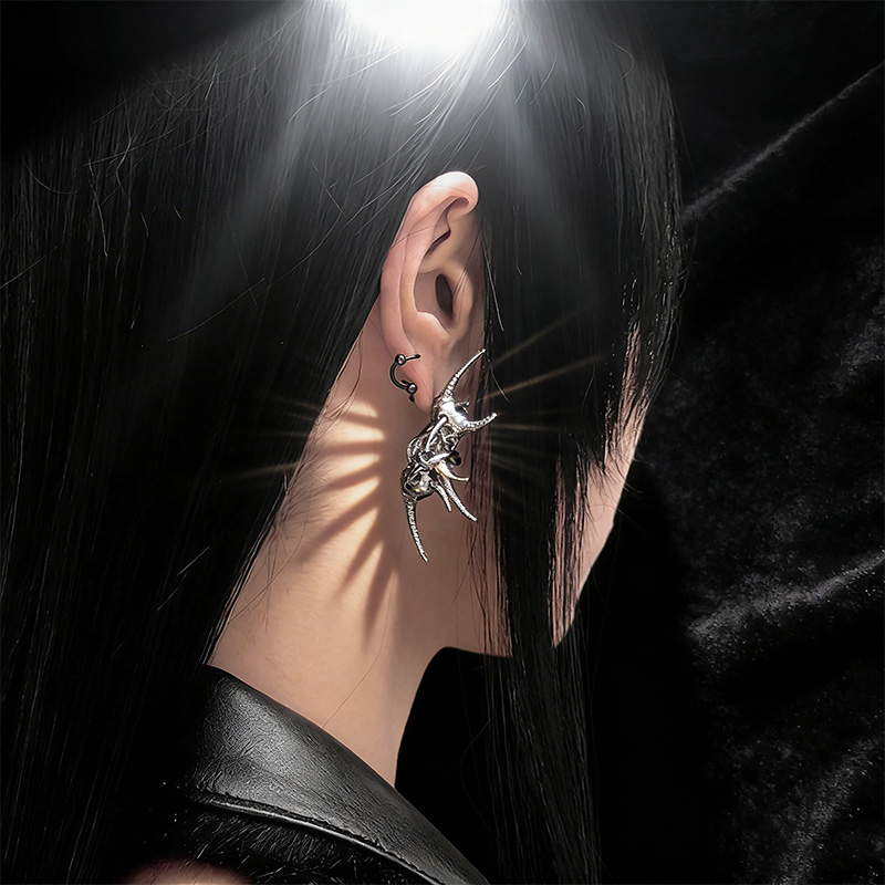 Edgy Demon Horn Kafatası Küpel - Women'S Fashion Edgy incelemesi ve fiyatı